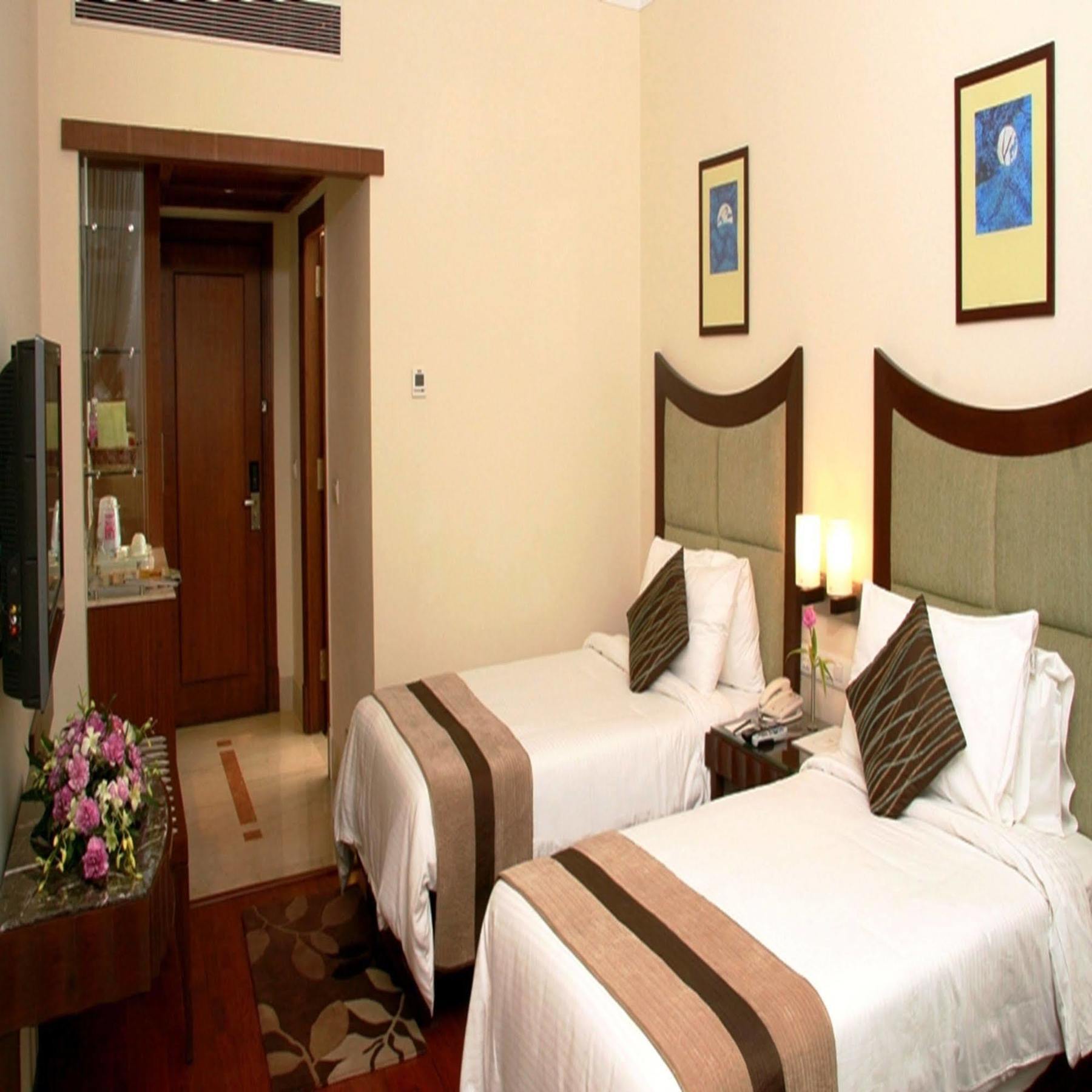 Muse Sarovar Portico Nehru Place New Delhi Luaran gambar