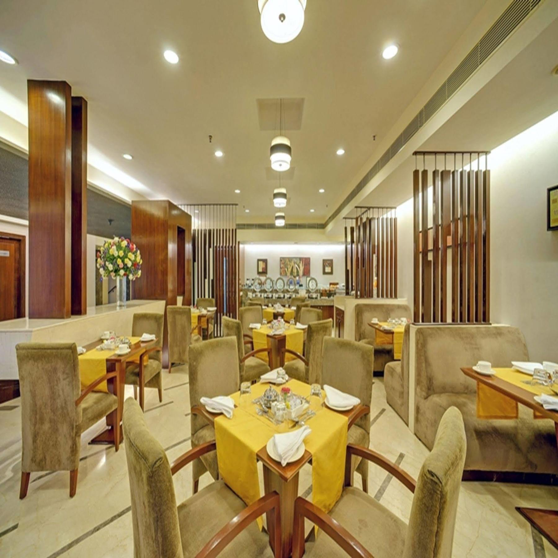 Muse Sarovar Portico Nehru Place New Delhi Luaran gambar