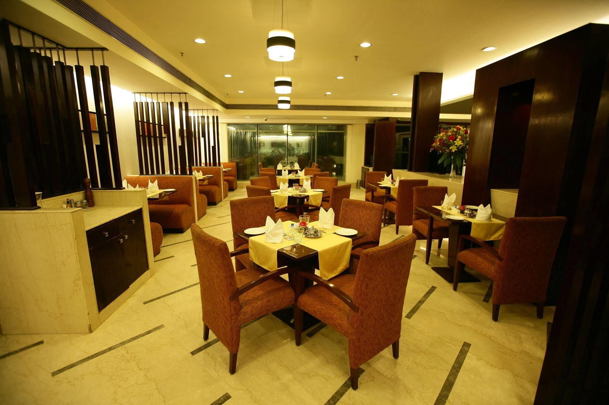 Muse Sarovar Portico Nehru Place New Delhi Luaran gambar