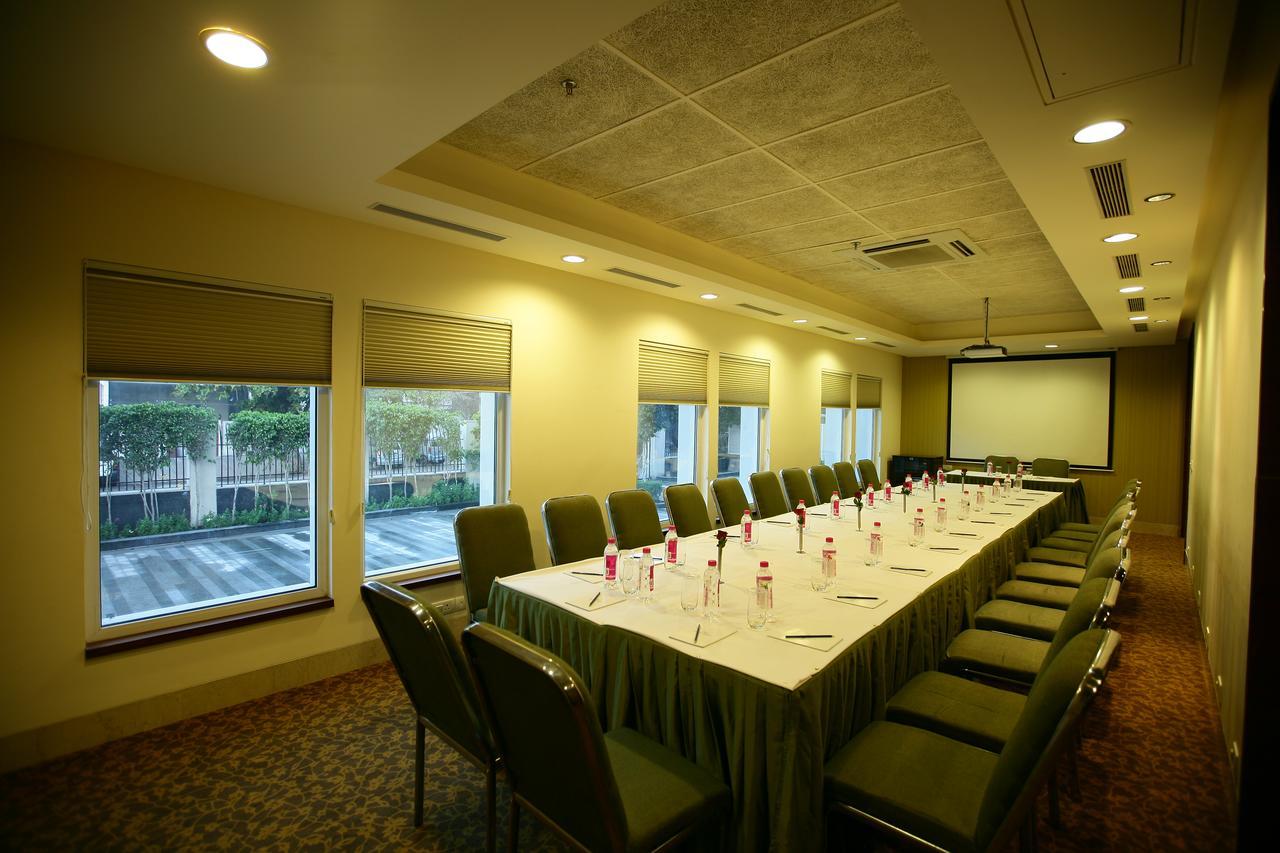 Muse Sarovar Portico Nehru Place New Delhi Luaran gambar